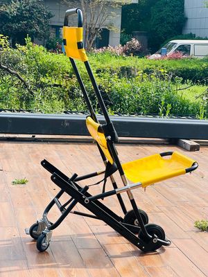 ভাঁজযোগ্য ক্রস টাইপ অ্যালুমিনিয়াম খাদ সিঁড়ি স্ট্রেচার ক্রলার কাঠামো হালকা ওজন ছোট আকার