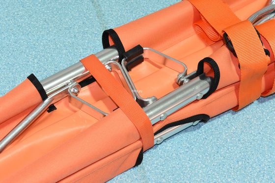 104cm পোর্টেবল মিলিটারি ফোল্ডিং মেডিকেল স্ট্রেচার 159kg ম্যানুয়াল পাওয়ার