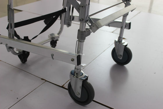 ক্লাস II 41KG মেডিকেল রেসকিউ অ্যাম্বুলেন্স ফোল্ডিং ম্যানুয়াল সিঁড়ি ইভাকুয়েশন চেয়ার স্ট্রেচ90 X 17 X 59 সেমি