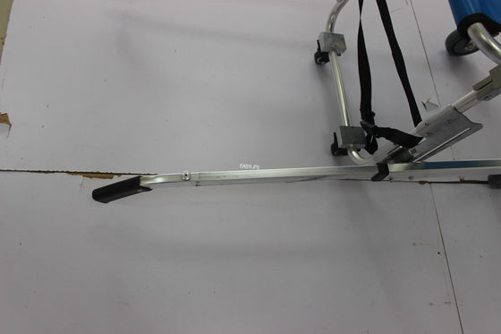 ক্লাস II 41KG মেডিকেল রেসকিউ অ্যাম্বুলেন্স ফোল্ডিং ম্যানুয়াল সিঁড়ি ইভাকুয়েশন চেয়ার স্ট্রেচ90 X 17 X 59 সেমি